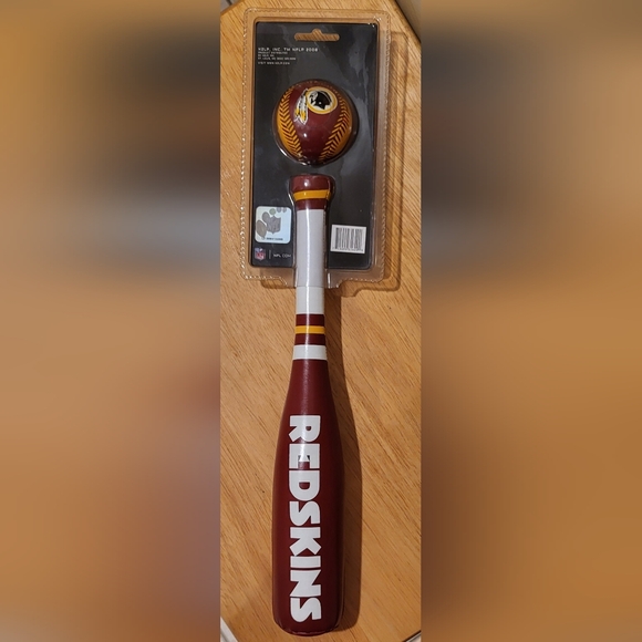 Washington Redskins Softee Mini Baseball Bat Ball Set Soft NFL Vintage Package - Picture 8 of 10